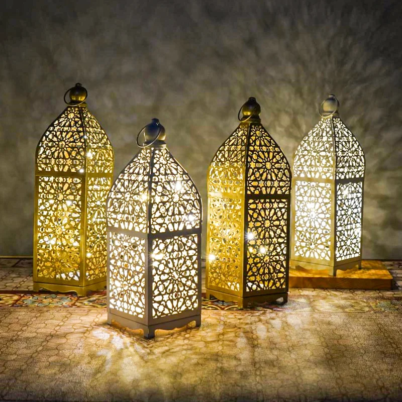 Led Iron Style Barn Lantern Hollow Four-corner Lamp