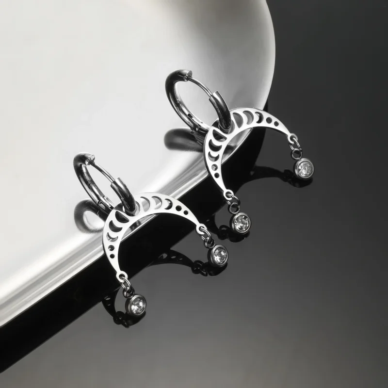 European And American Cut Geometric Curved Earrings