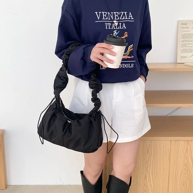 Pleated Armpit Cloud Simple Graceful Korean Style Shoulder Bag