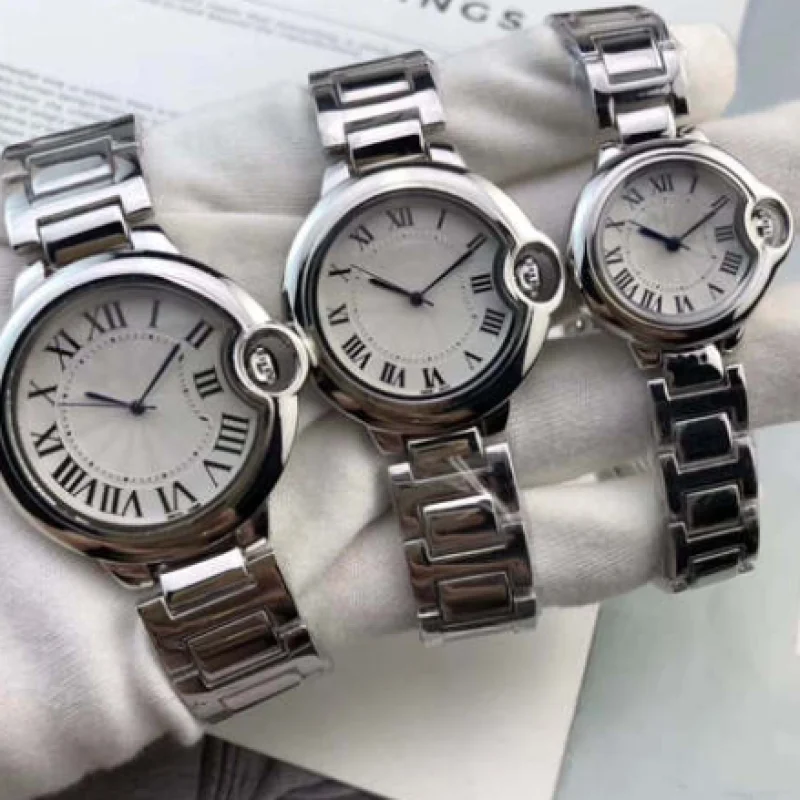 Calendar quartz watch