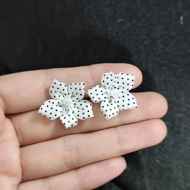 Original Design Handmade Polka Dot Element Subculture Note Earrings